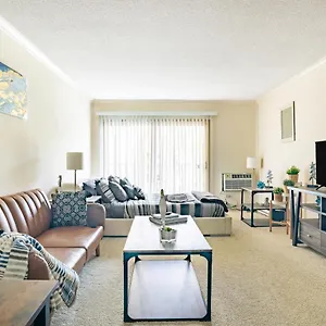 1br Oasis Steps To Venice Beach Apartment